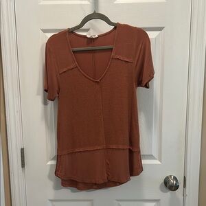 White Crow Terracotta Short Sleeve Top